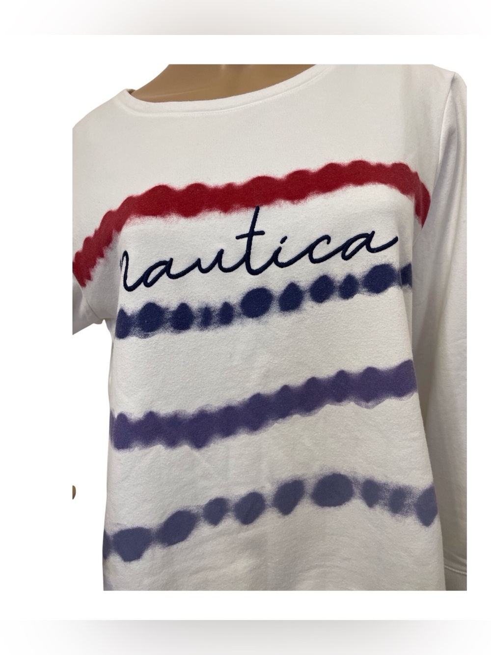 Nautica Women's XL White Sweatshirt . - Picture 3 of 6